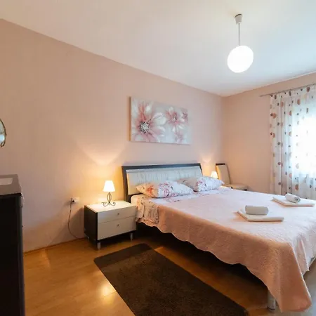 펜션 House Meri, 5+2, 벤코바츠