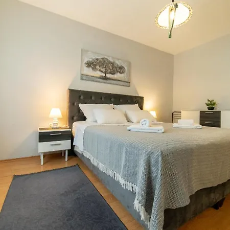 House Meri, 5+2, Benkovac