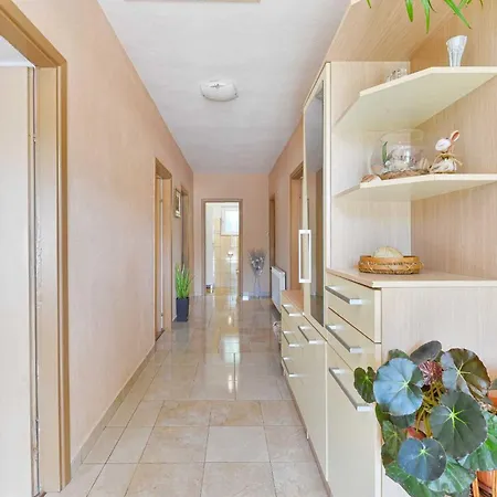 House Meri, 5+2, Σπίτι διακοπών Benkovac